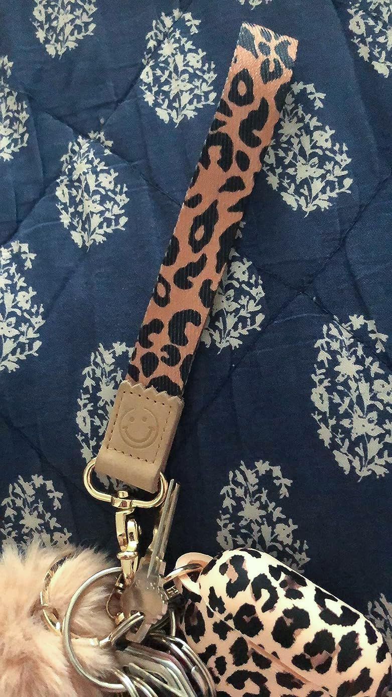 DQL gifts for women short lanyard for keys, cute leopard pattern wrist keychain lanyard for keys, key chain wristlet for women(LEOPARD) - Image 4
